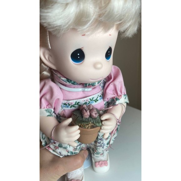 Vintage Precious Moments Doll 3rd Edition Rosa 1994 - Picture 2 of 15